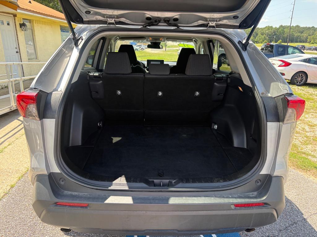 2021 Toyota RAV4 - $19,500