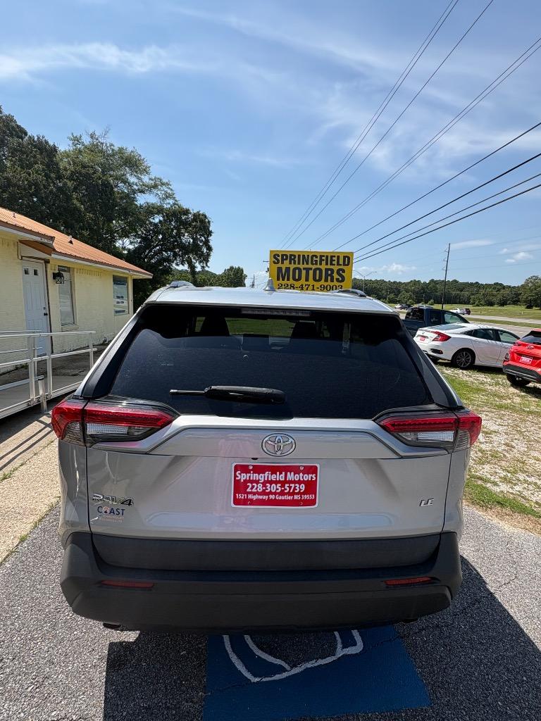 2021 Toyota RAV4 - $19,500