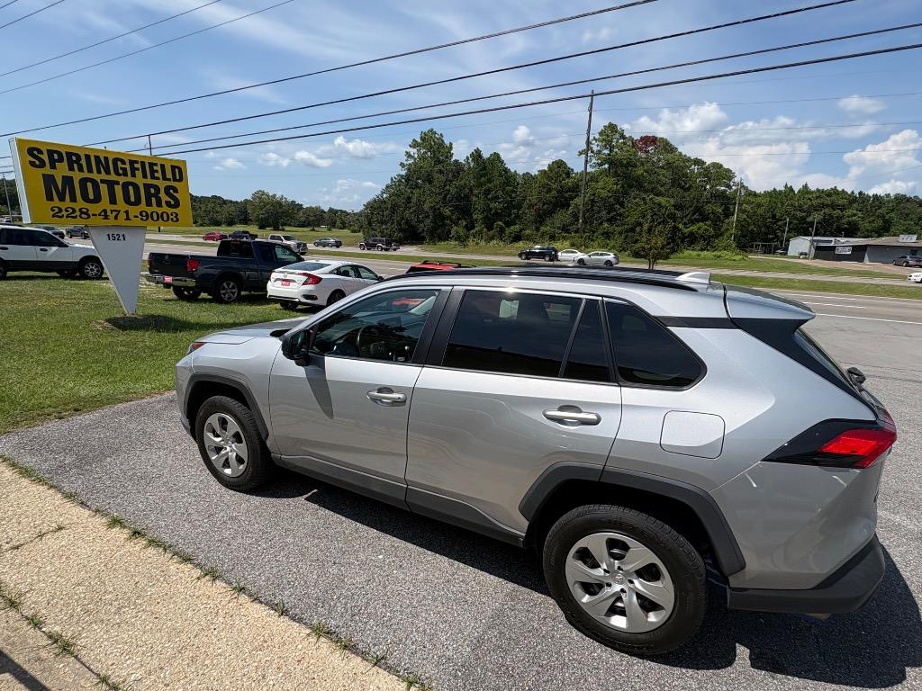 2021 Toyota RAV4 - $19,500