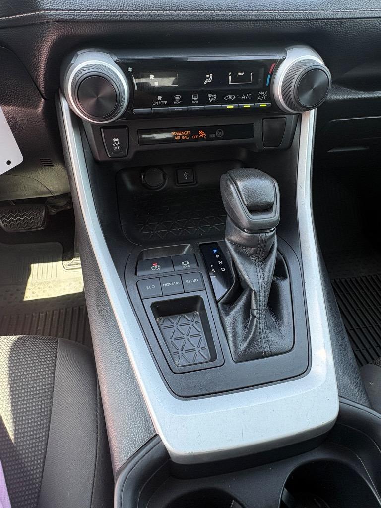 2021 Toyota RAV4 - $19,500
