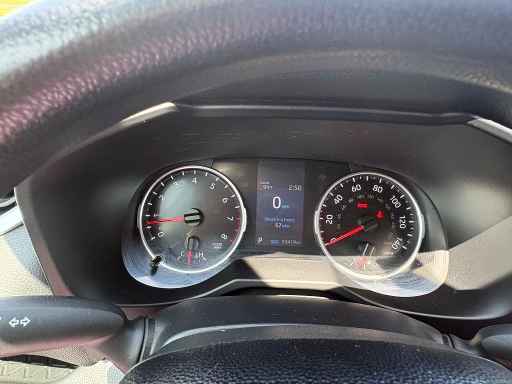 2021 Toyota RAV4 - $19,500