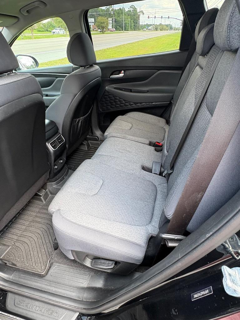 2023 Hyundai Santa Fe - $19,498