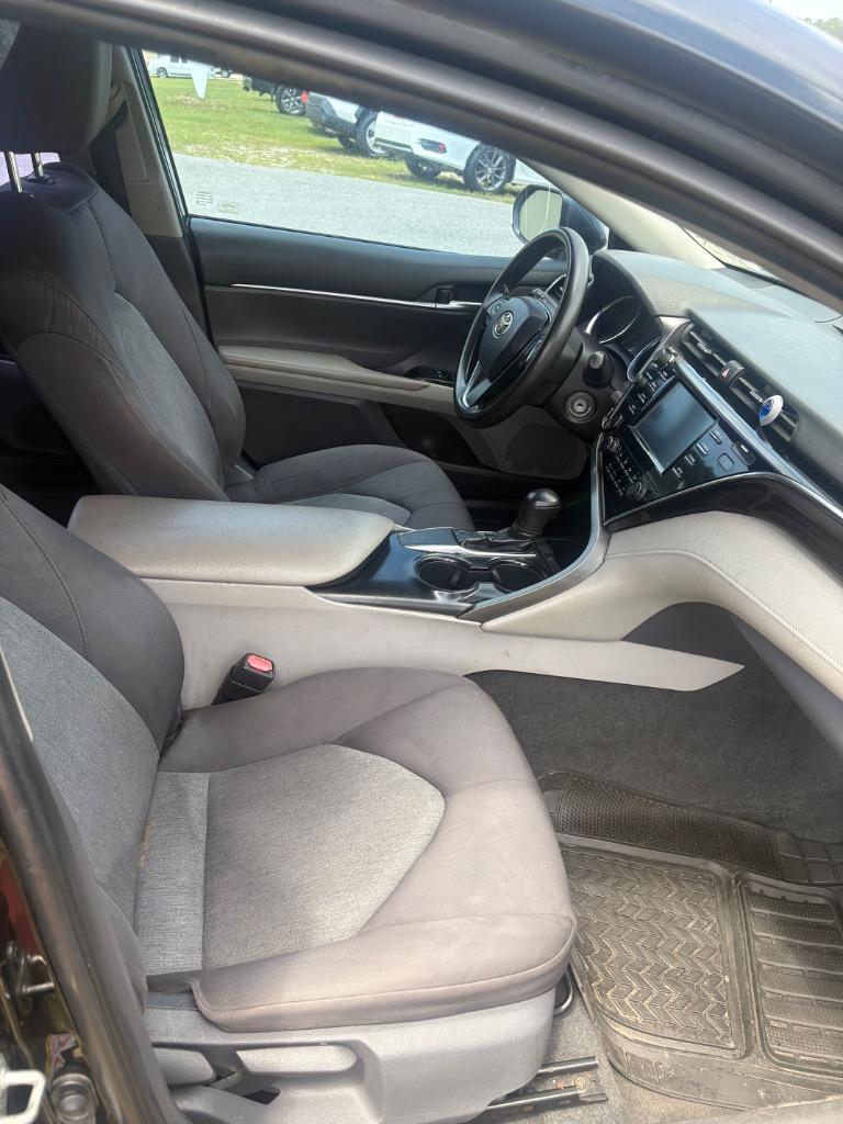2018 Toyota Camry - $9,995