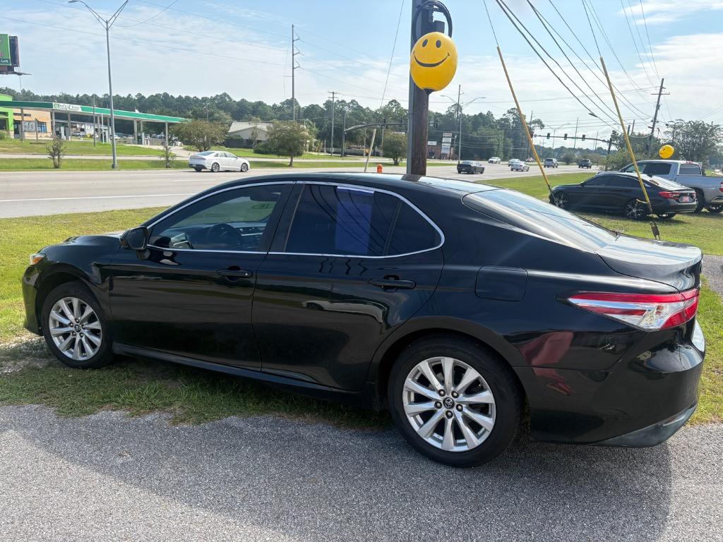 2018 Toyota Camry - $9,995