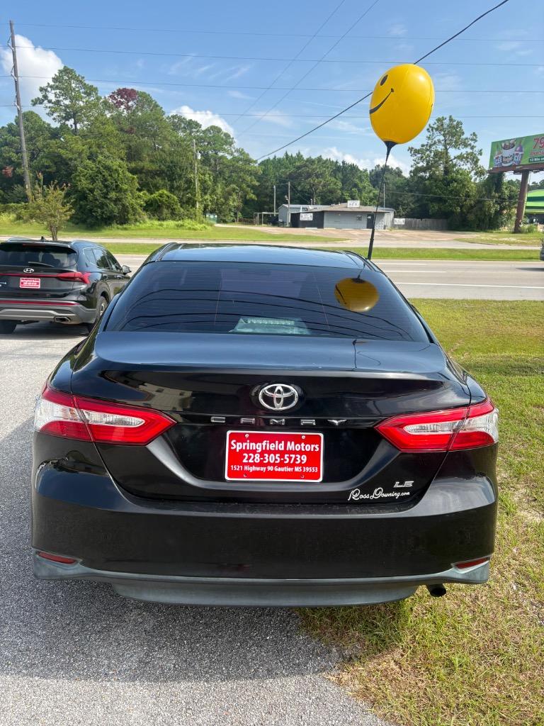 2018 Toyota Camry - $9,995