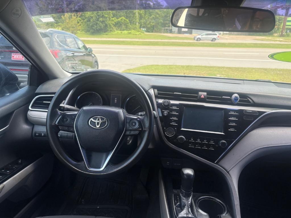 2018 Toyota Camry - $9,995