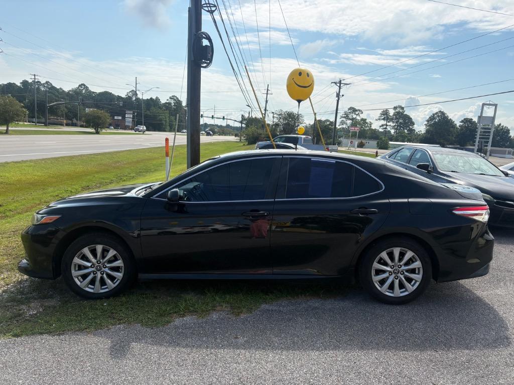 2018 Toyota Camry - $9,995