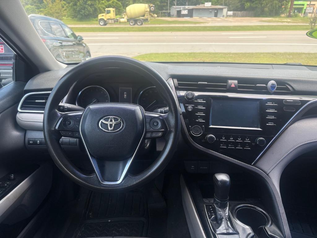 2018 Toyota Camry - $9,995