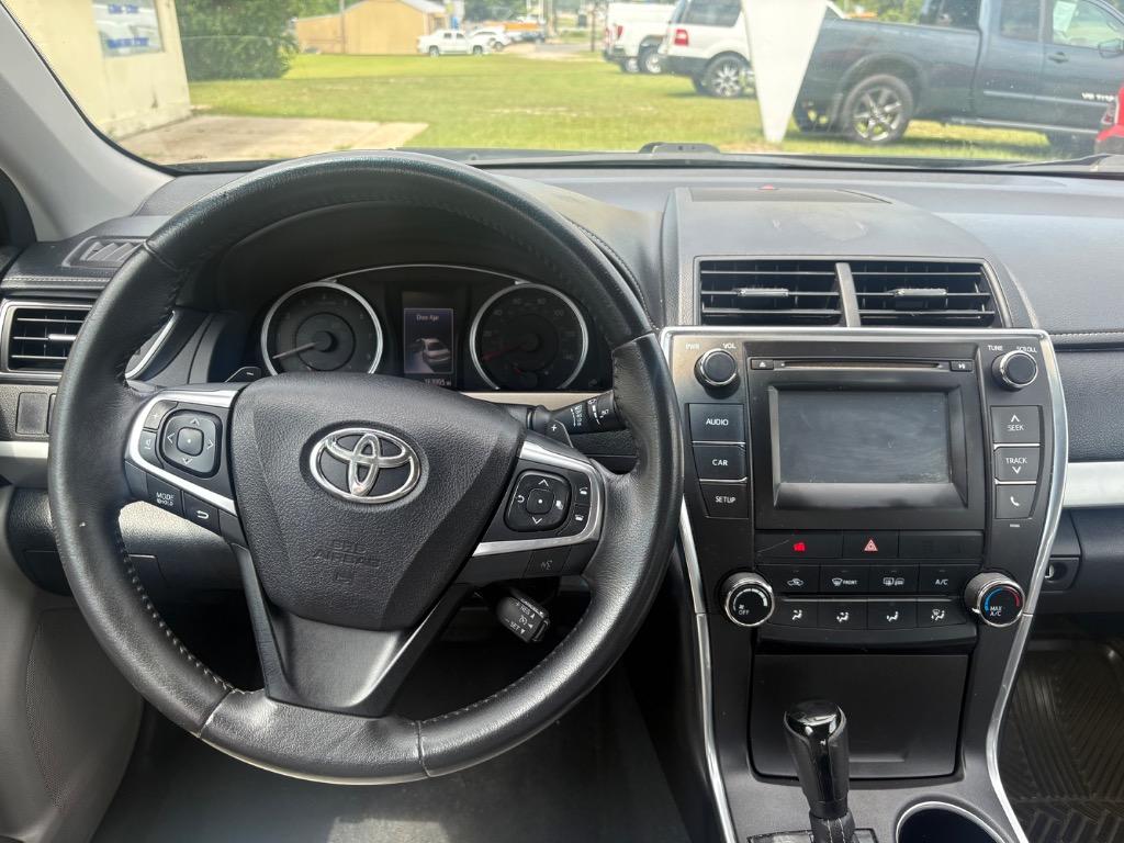 2015 Toyota Camry - $9,995