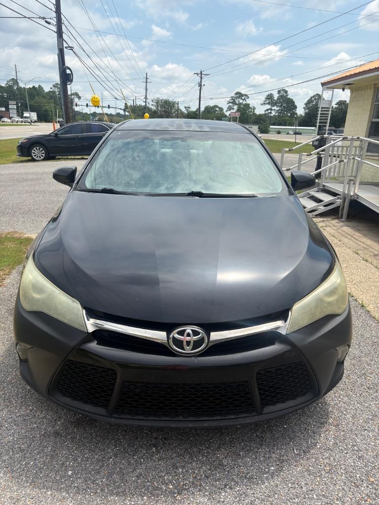2015 Toyota Camry - $9,995