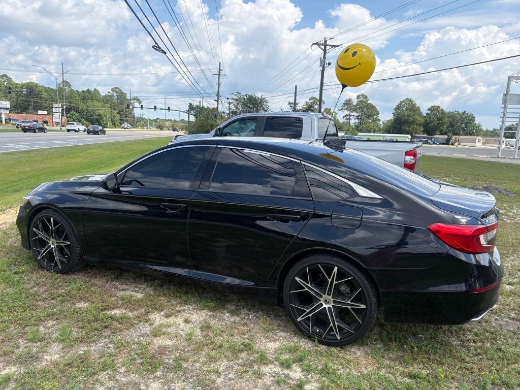 2018 Honda Accord - $15,995