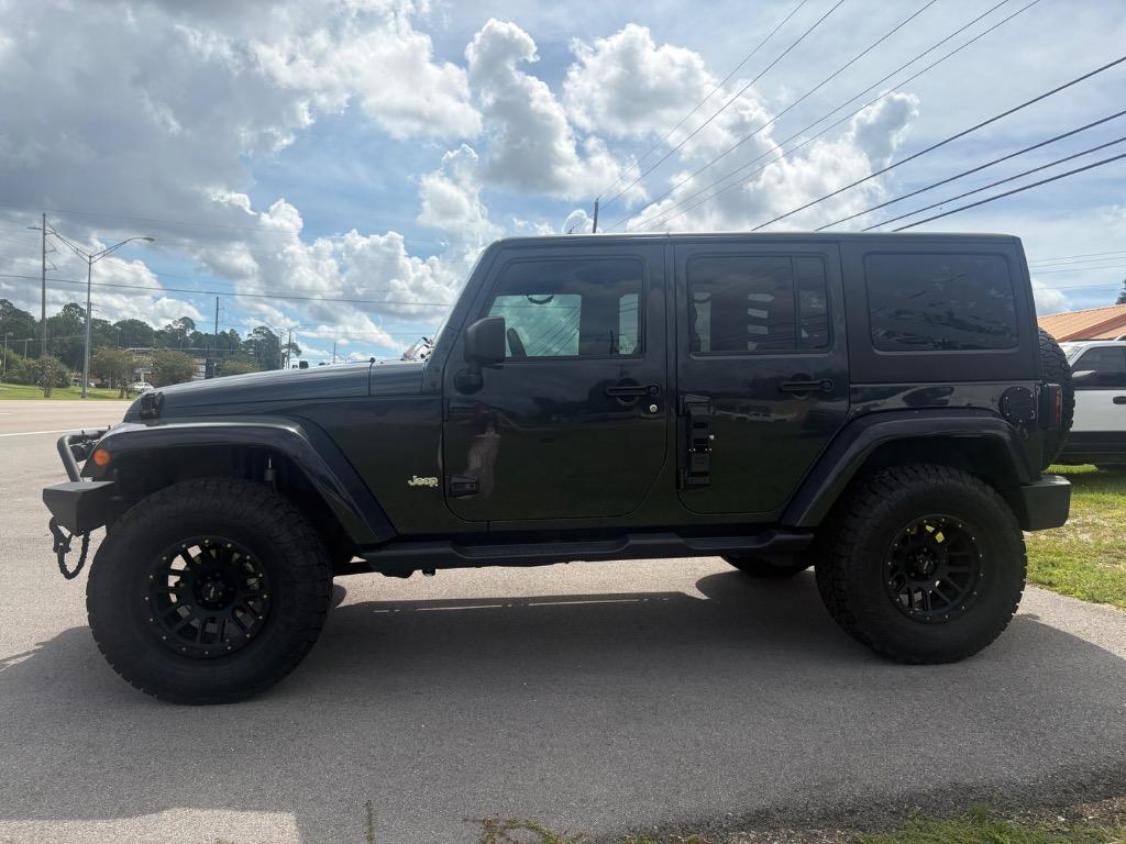 2017 Jeep Wrangler - $15,995
