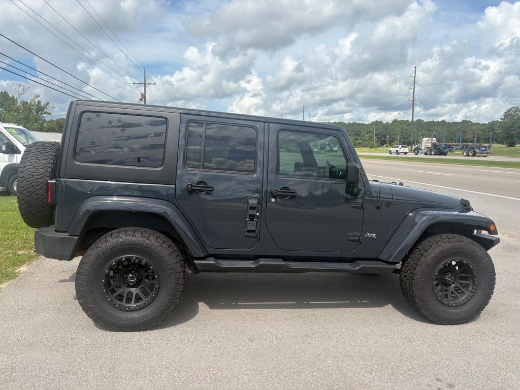 2017 Jeep Wrangler - $15,995