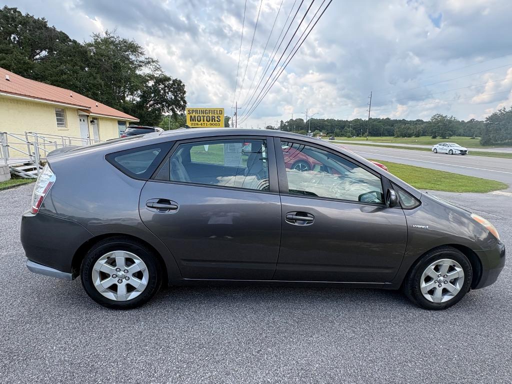2007 Toyota Prius - $8,995