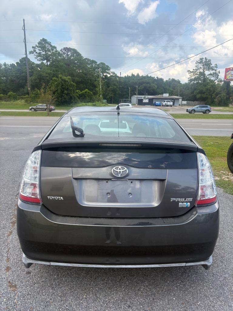 2007 Toyota Prius - $8,995