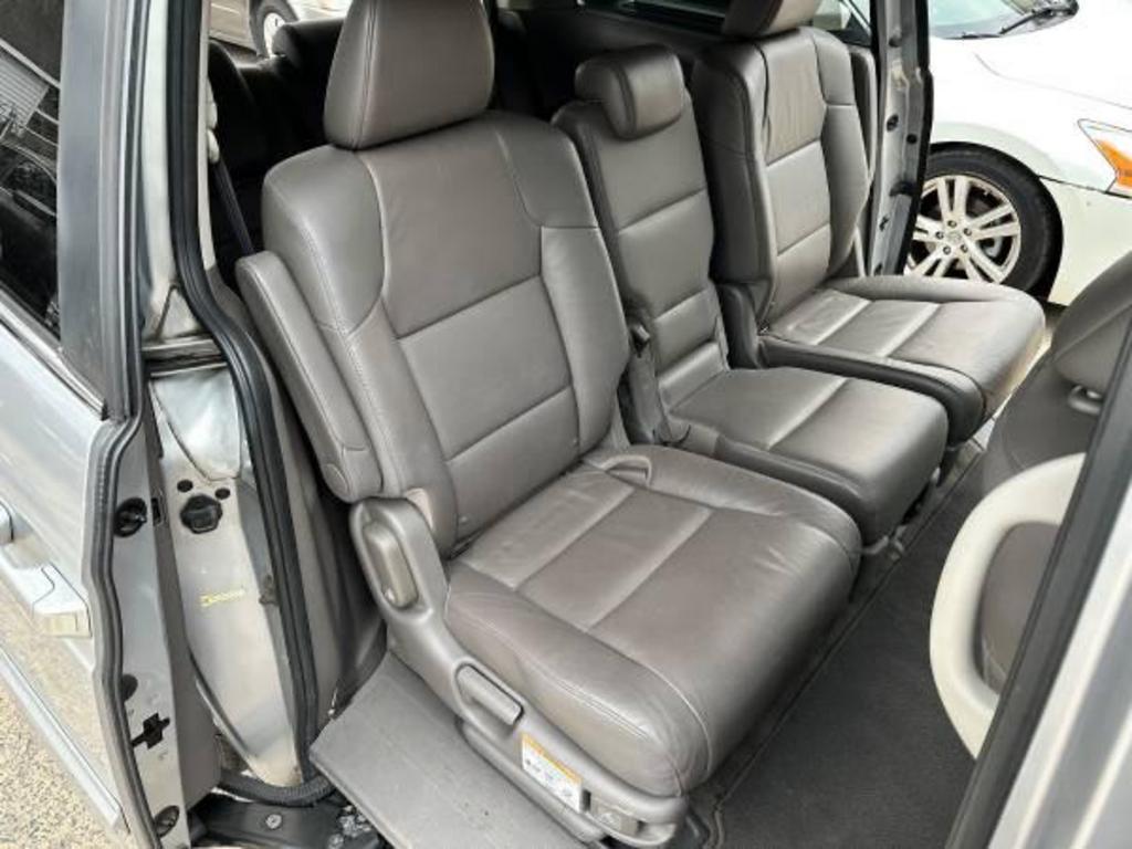 2013 Honda Odyssey EX-L photo
