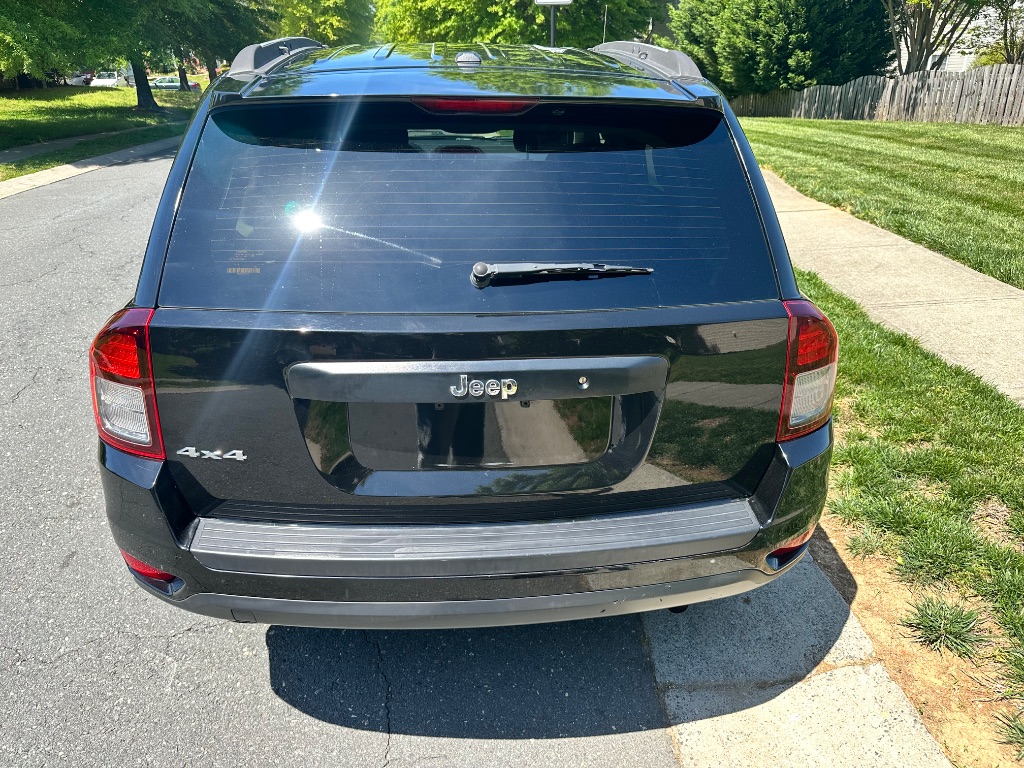 2017 Jeep Compass Sport photo