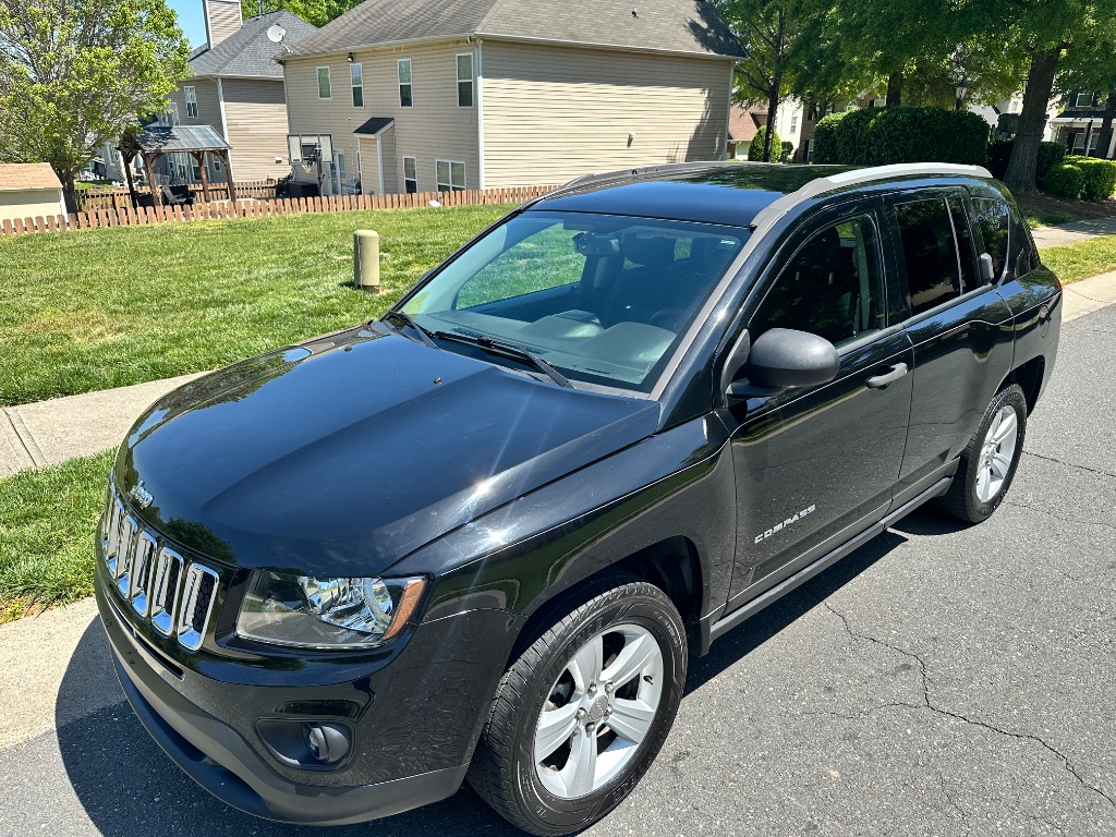 2017 Jeep Compass Sport photo