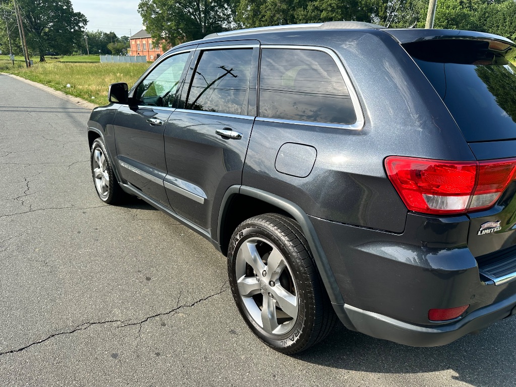 2013 Jeep Grand Cherokee Limited photo