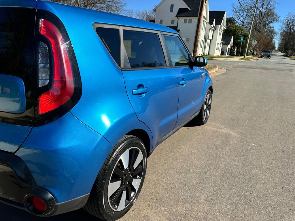 2016 Kia Soul + photo