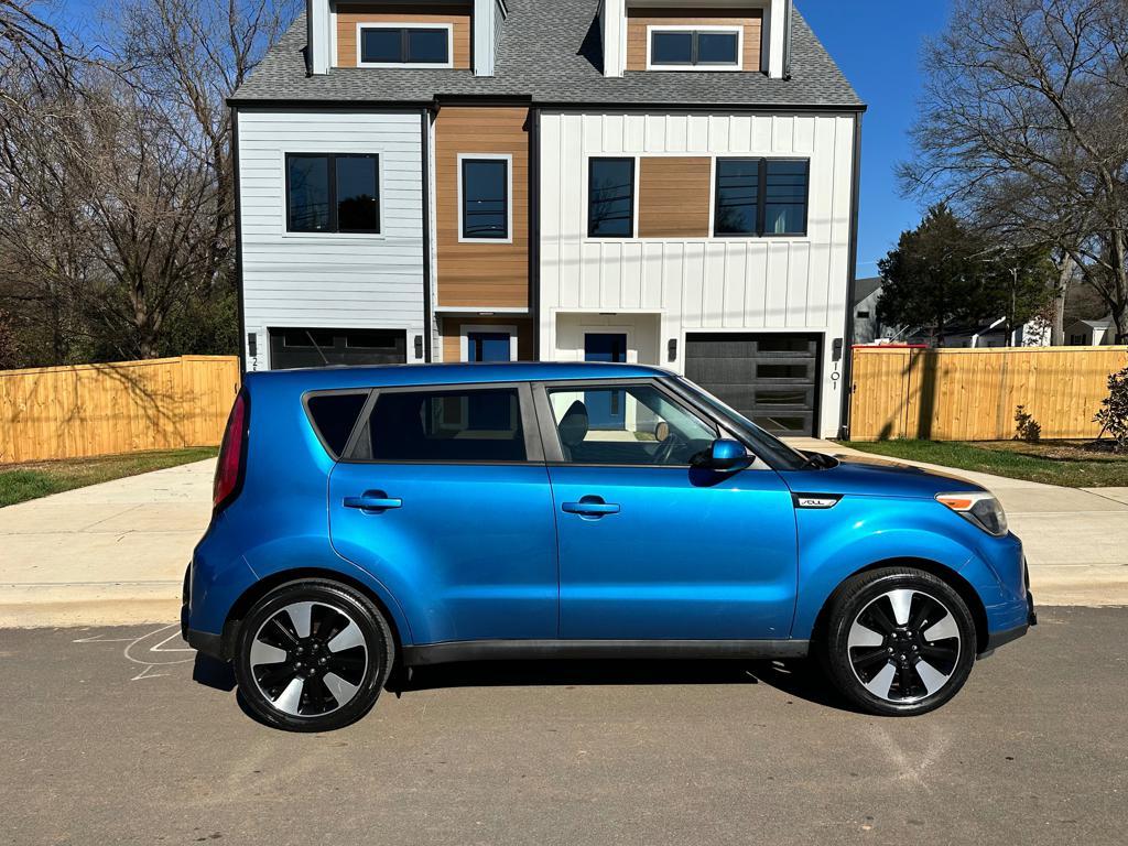 2016 Kia Soul + photo