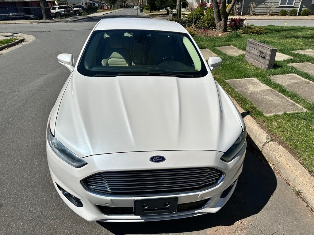 2013 Ford Fusion Hybrid SE photo