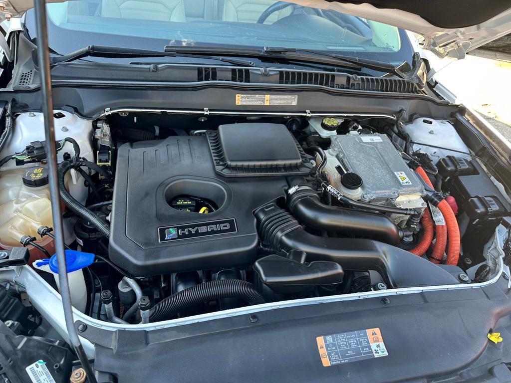 2013 Ford Fusion Hybrid SE photo