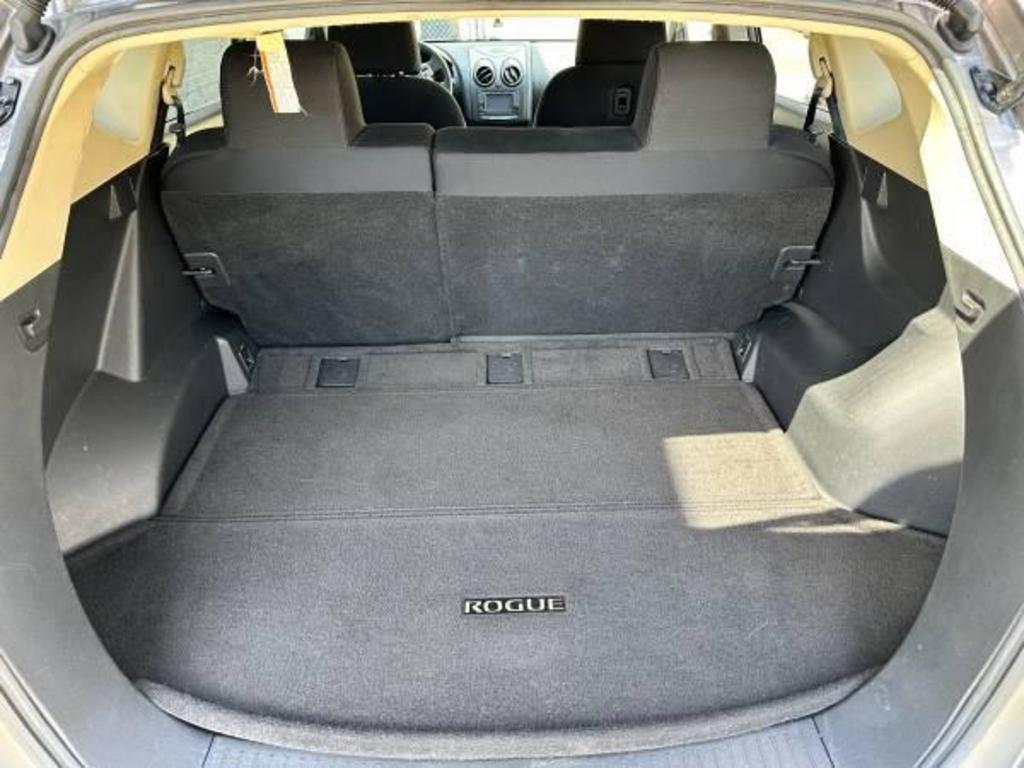 2011 Nissan Rogue S photo