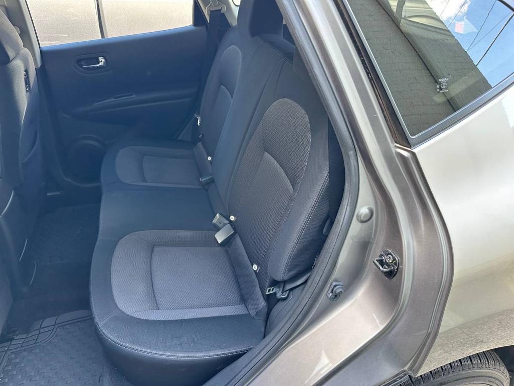 2011 Nissan Rogue S photo
