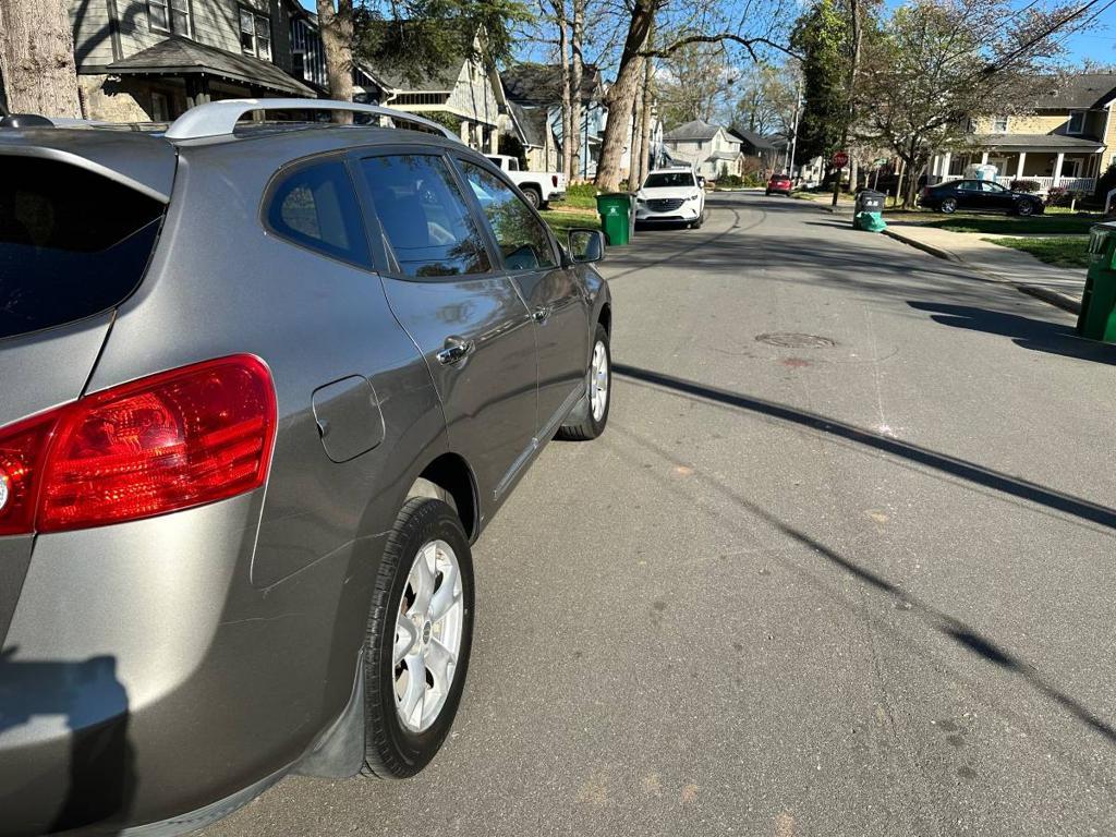 2011 Nissan Rogue S photo