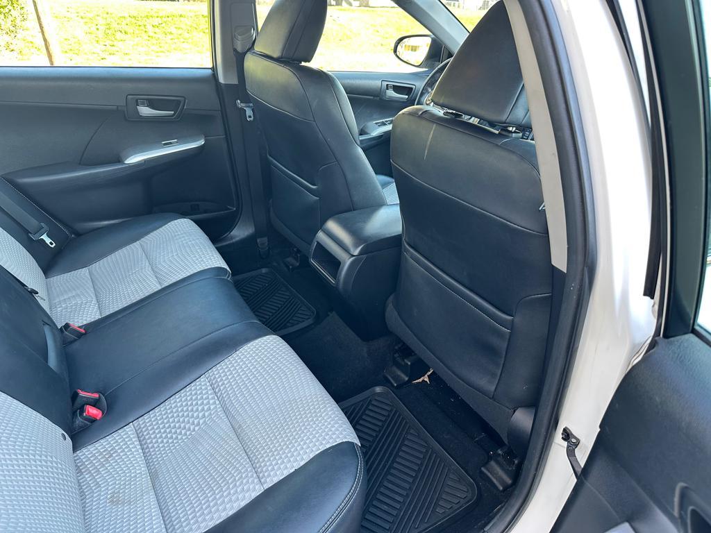 2012 Toyota Camry L photo