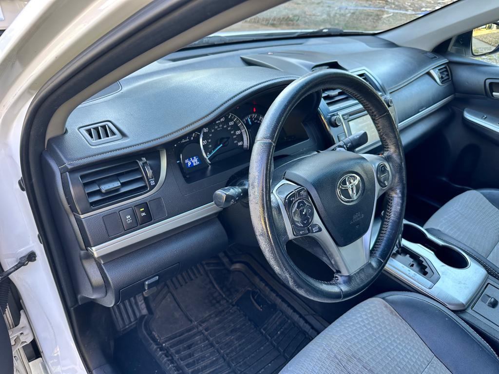 2012 Toyota Camry L photo