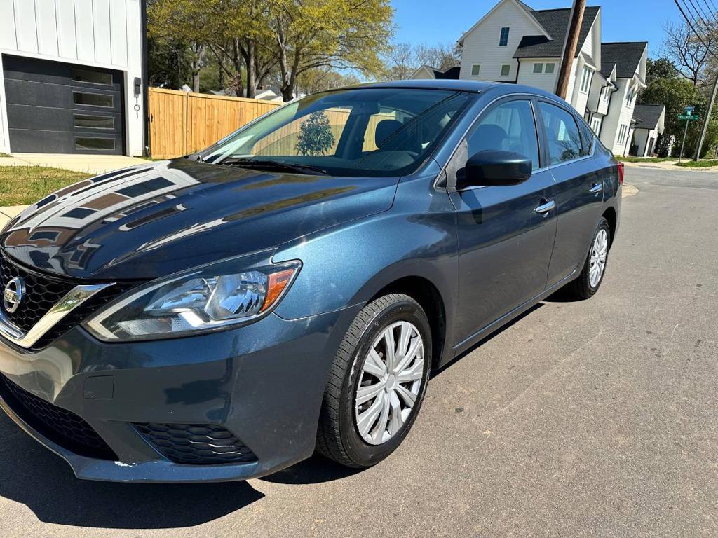 2016 Nissan Sentra SV photo