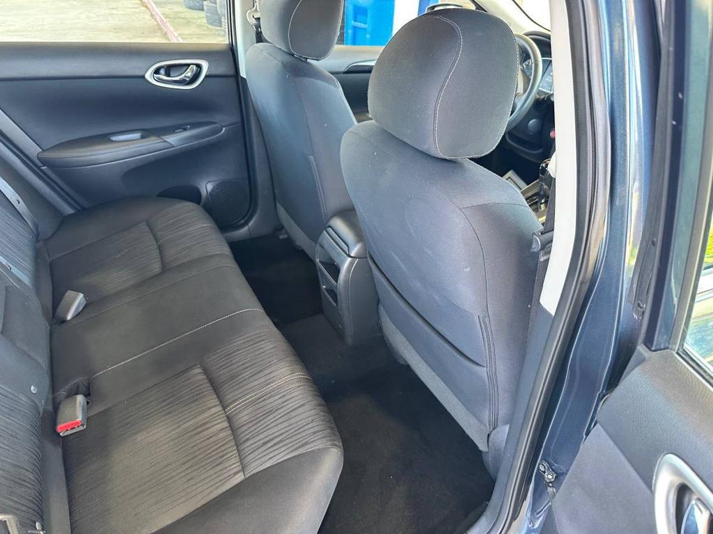 2016 Nissan Sentra SV photo