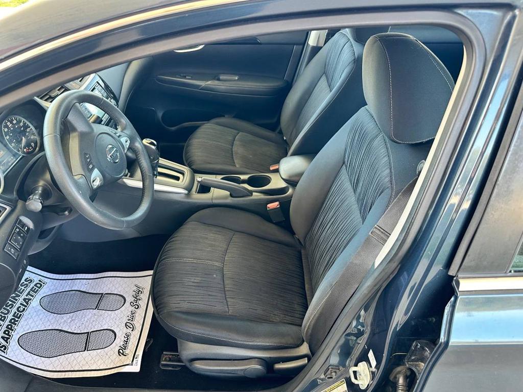 2016 Nissan Sentra SV photo