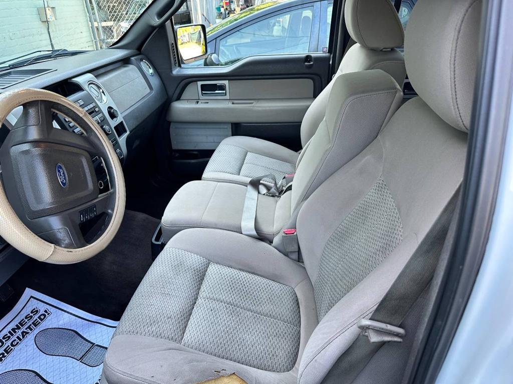 2010 Ford F-150 XLT photo