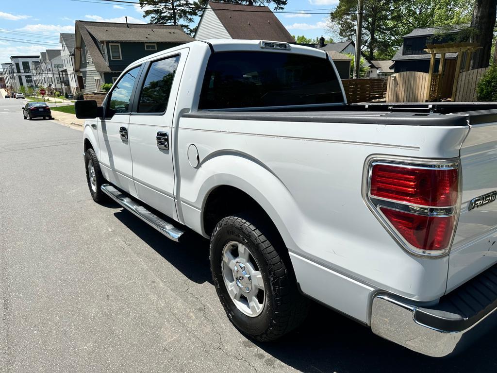 2010 Ford F-150 XLT photo