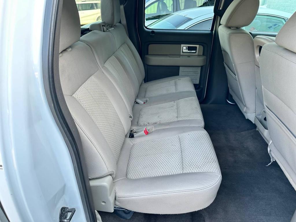 2010 Ford F-150 XLT photo