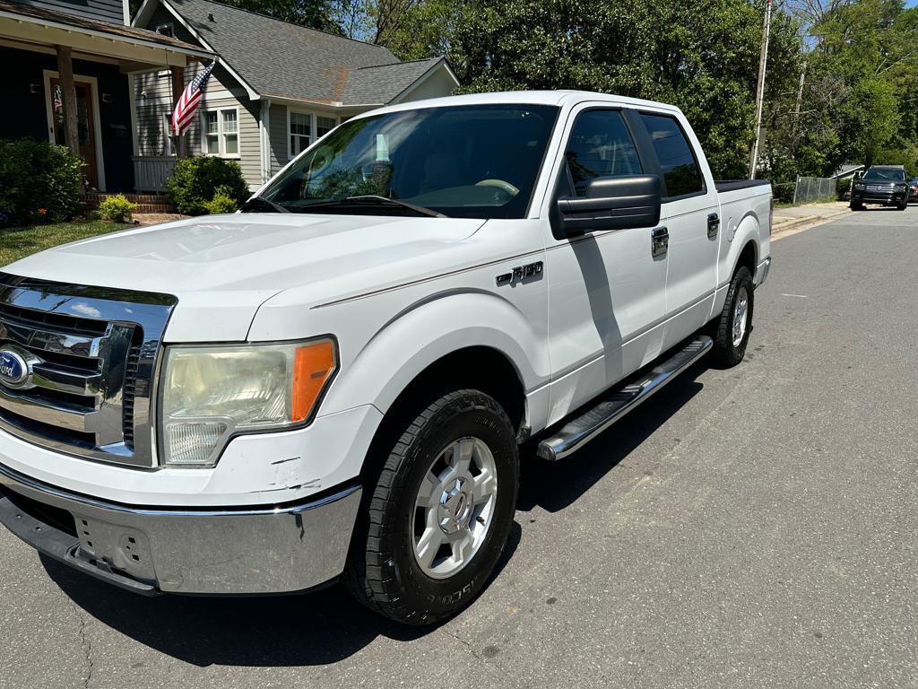 2010 Ford F-150 XLT photo