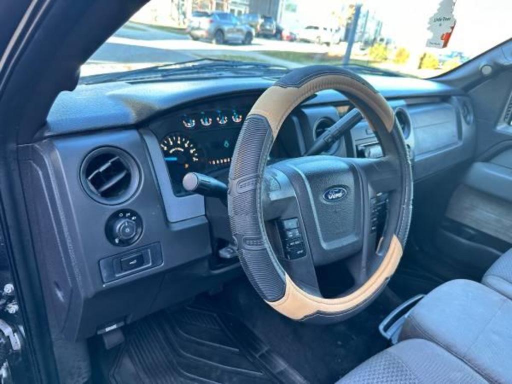 2013 Ford F-150 Lariat photo