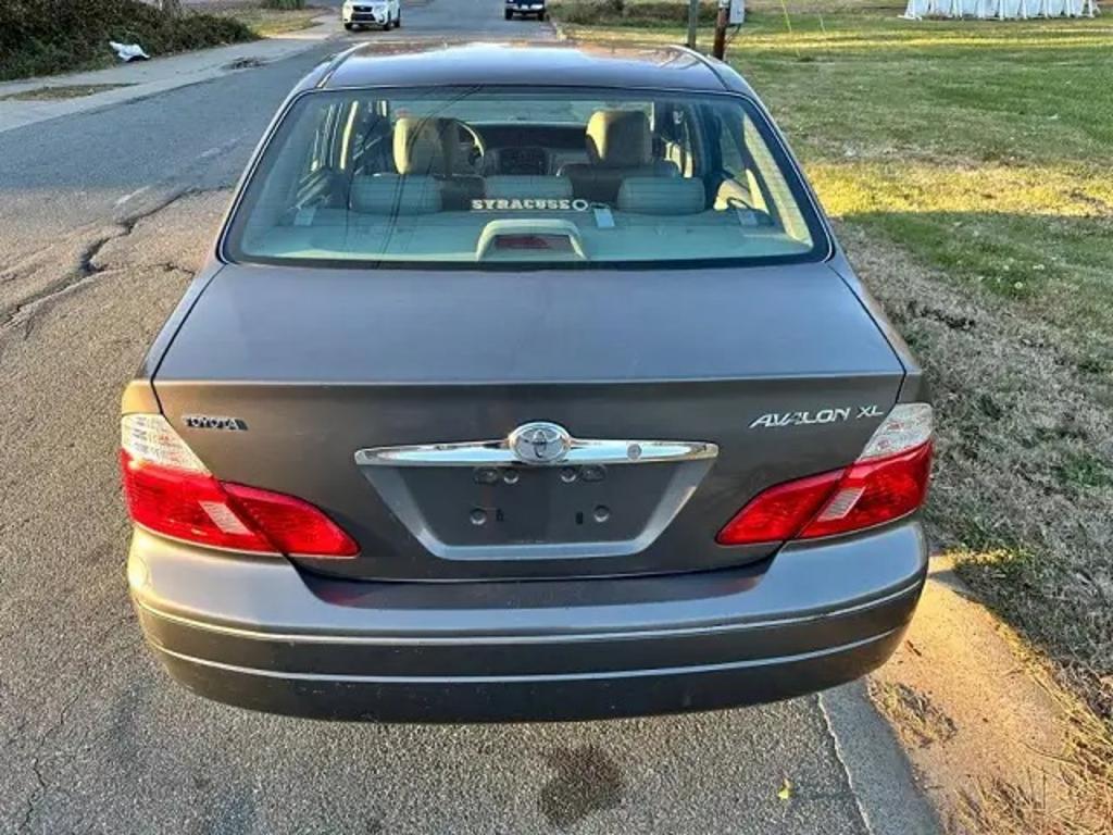 2003 Toyota Avalon - $3,999