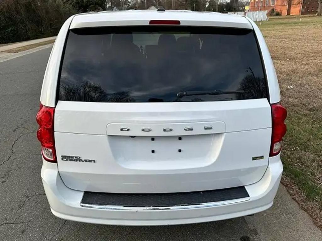 2019 Dodge Grand Caravan - $4,999