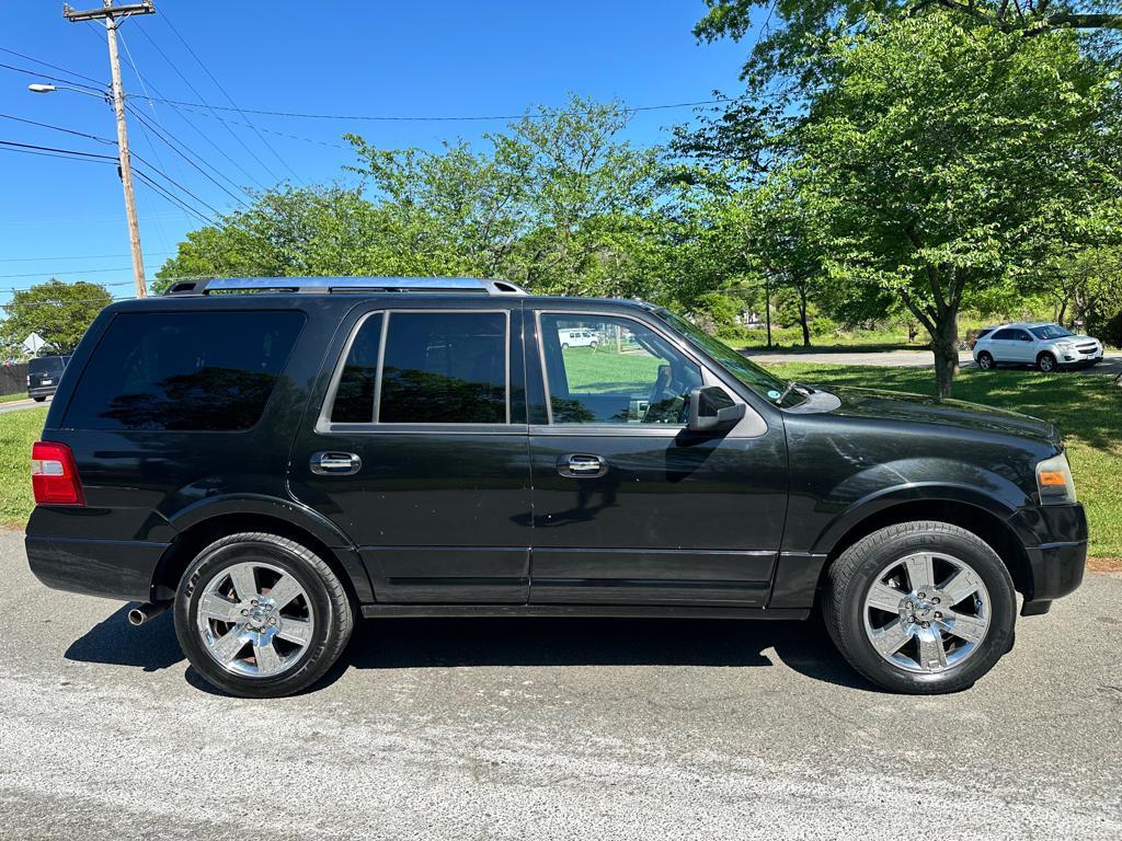 2010 Ford Expedition Limited photo