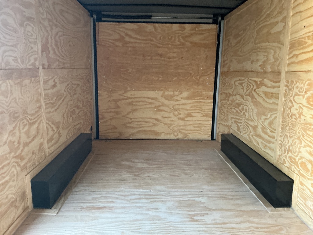 2026 VISION CARGO  8.5X16TA84RS
