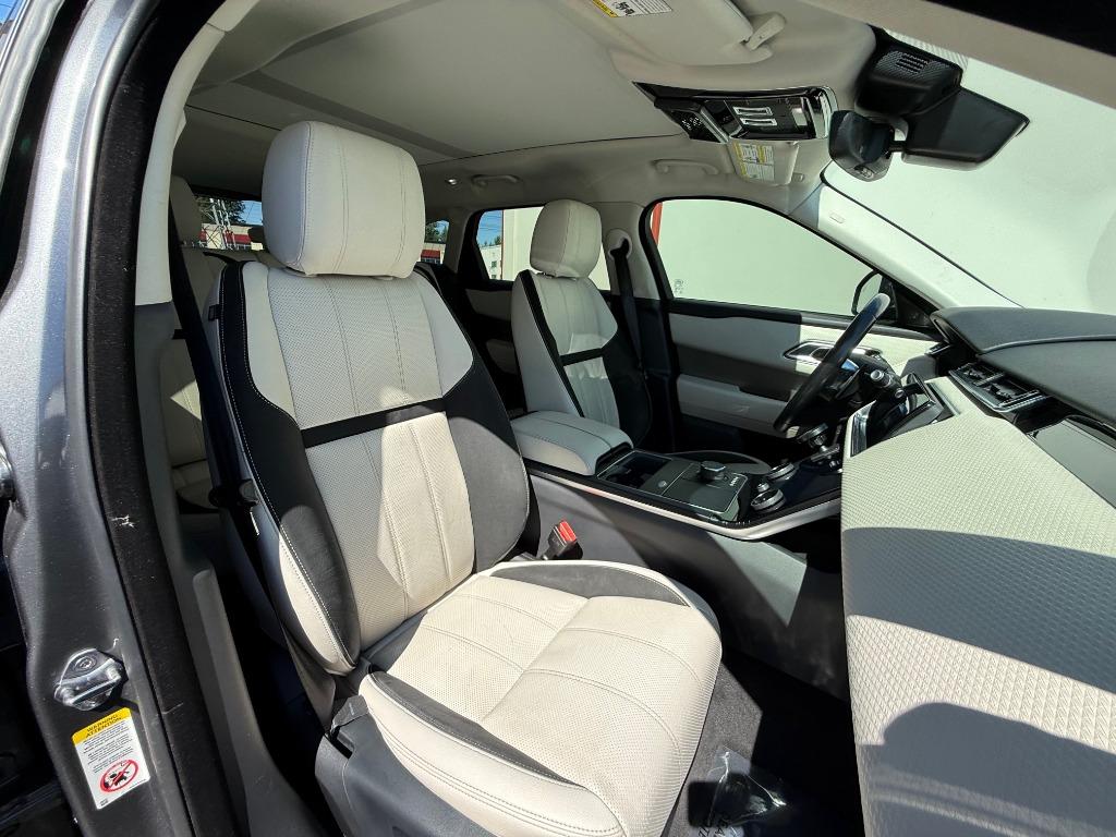 2019 Land Rover Range Rover Velar - $18,990