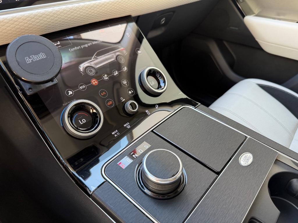 2019 Land Rover Range Rover Velar - $18,990