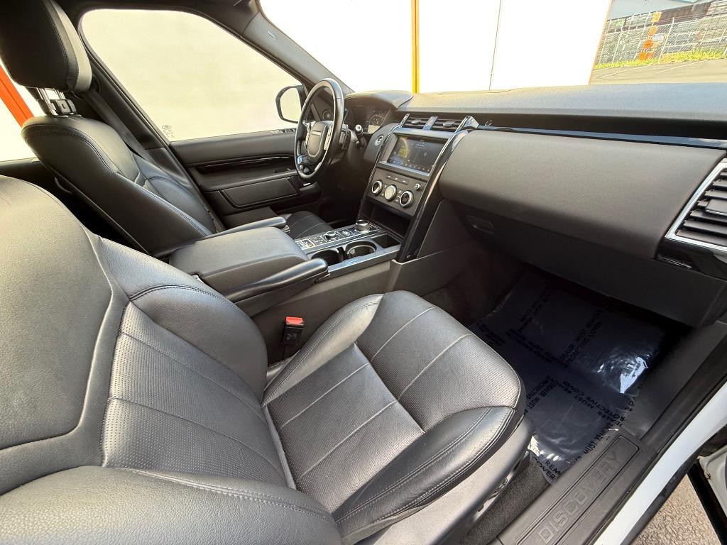 2019 Land Rover Discovery - $13,990