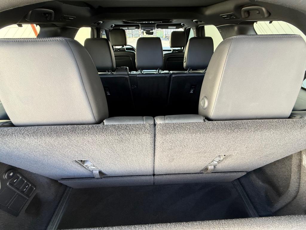 2019 Land Rover Discovery - $13,990