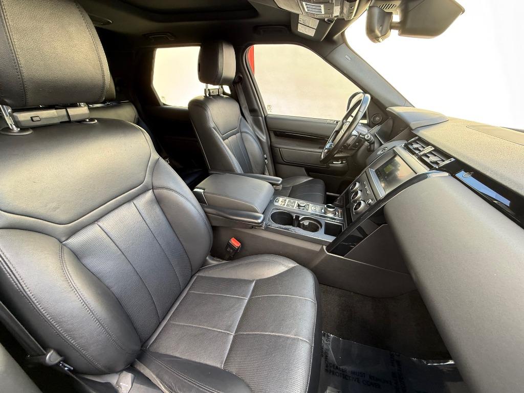 2019 Land Rover Discovery - $13,990