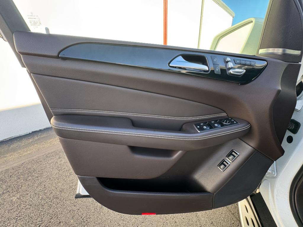 2019 Mercedes-Benz GLS - $15,990